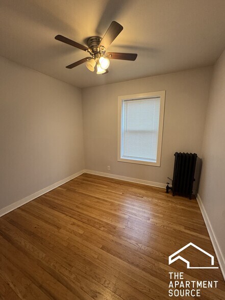 Building Photo - 4606 N Kildare Ave