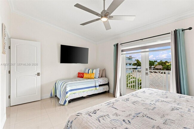 Building Photo - 203 Gulfview Dr
