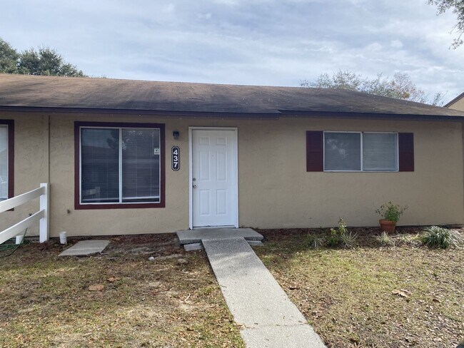 Building Photo - 437 E Rosewood Ln