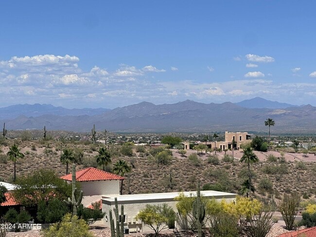 Building Photo - 16120 Cholla Dr