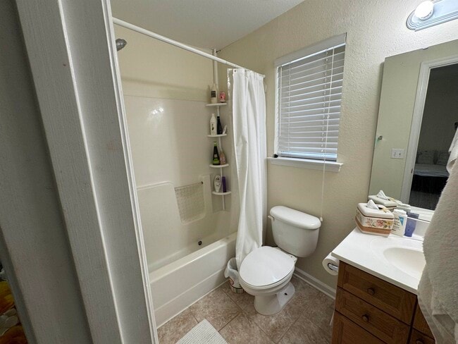 Building Photo - 2758 Westbrook Ct