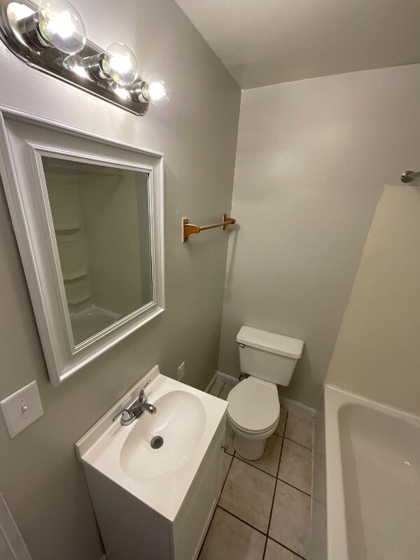 Building Photo - 416 E Hillside Dr