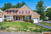 Building Photo - 7 Buttonwood Dr