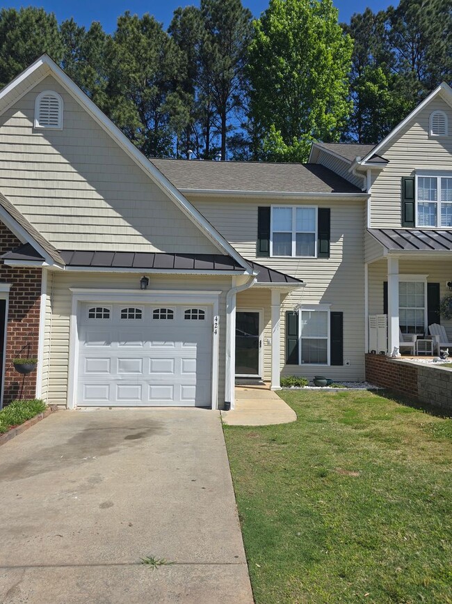 Primary Photo - NEW LISTING!!!!