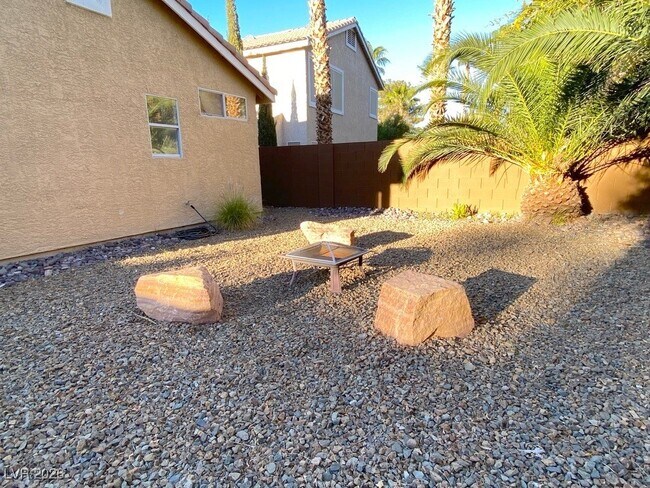 Building Photo - 1947 Buckeye Hill Ct