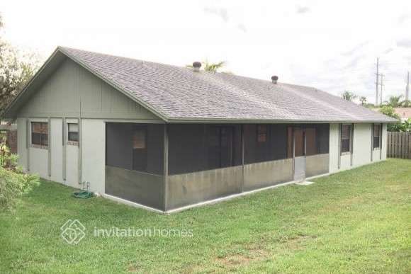 Building Photo - 1901 Shower Tree Way