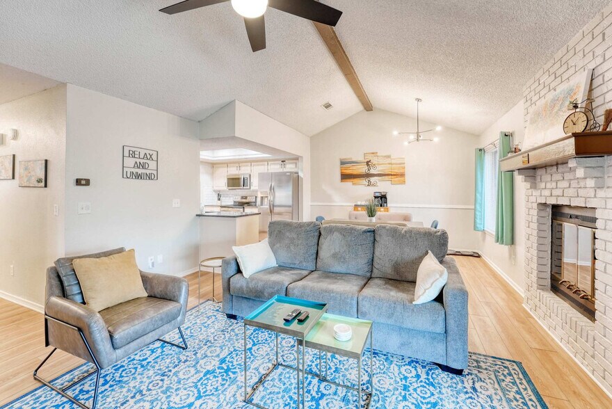 Building Photo - 3204 Cardinal Creek Cir