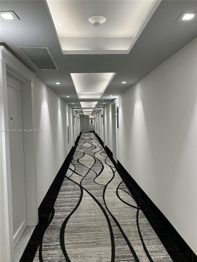 Building Photo - 3180 S Ocean Dr