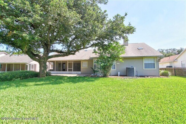 Building Photo - 4240 Wood Haven Dr