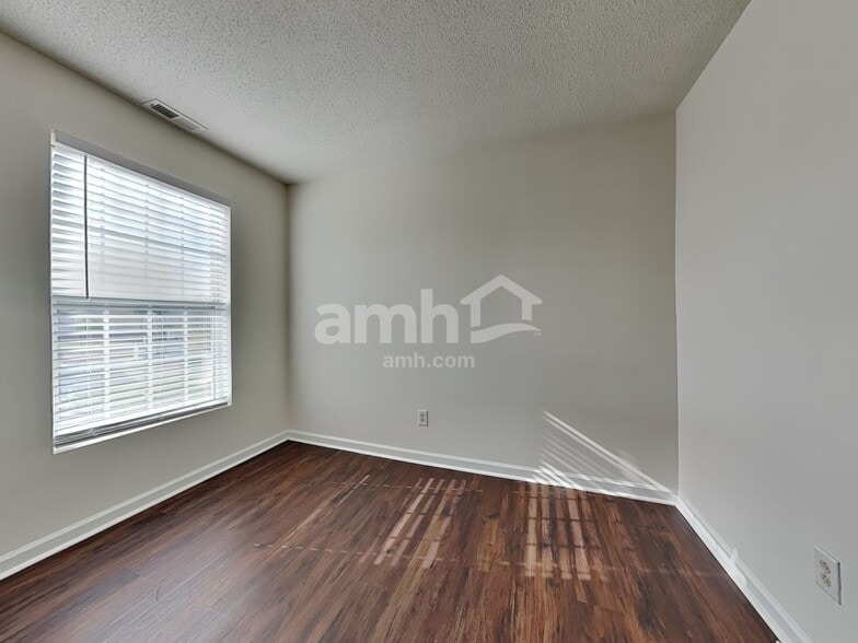 Building Photo - 4808 Cardinal Grove Blvd