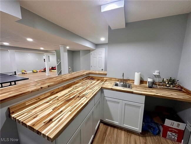 Building Photo - 10456 Dogwood Dr