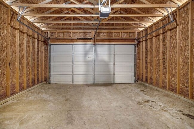 Building Photo - 3149 Alder Dr SW