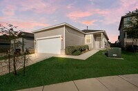 Building Photo - Solar-Powered Home with Modern Finishes & Included Fridge