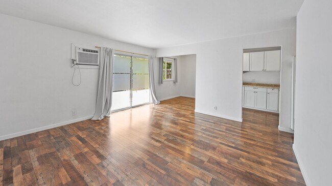 Building Photo - Rancho Cordova - 2 Bedroom