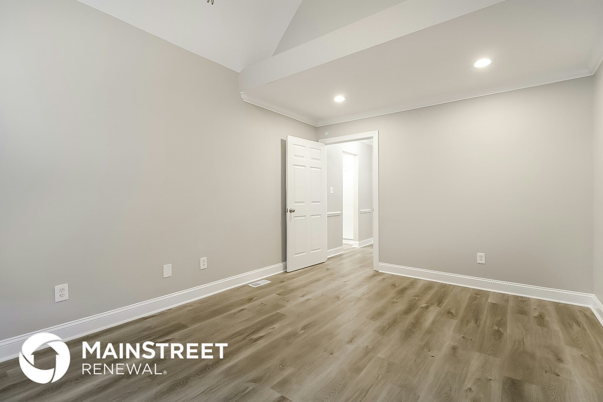 Building Photo - 8812 Reigate Ln