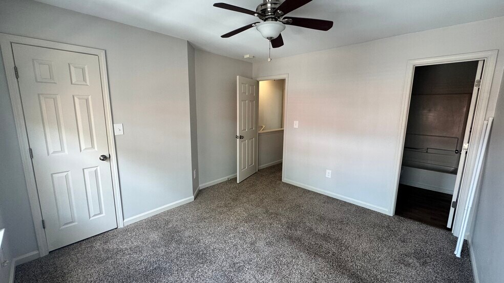 Building Photo - 3385 Hidden Cove Cir