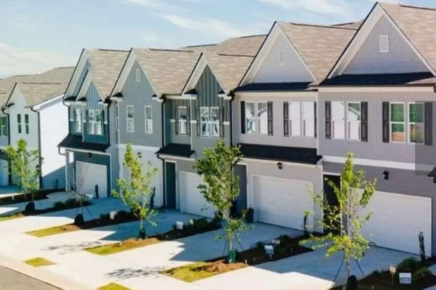 Primary Photo - 3369 The Way Pl