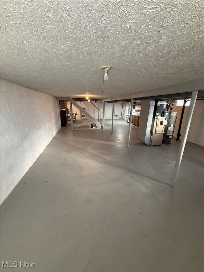 Building Photo - 1378 Cayuga Ave