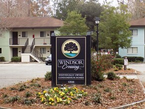 Building Photo - **Available NOW** 2 Bedroom/ 2 Bath Condo close to Truman and Coffee Bluff Marina- community Pool!