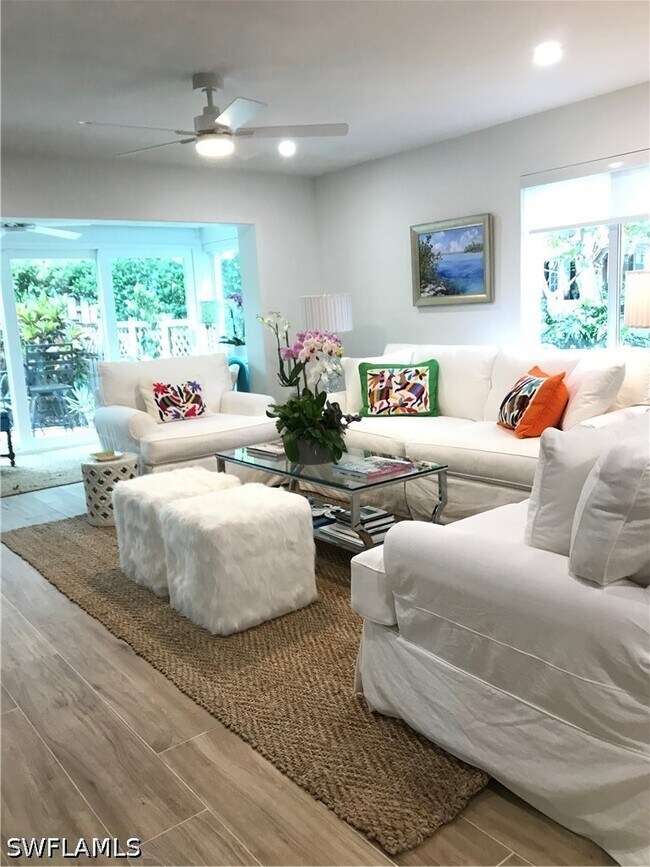 Building Photo - 302 2nd St S