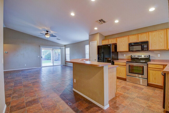 Building Photo - 8478 W Monona Ln