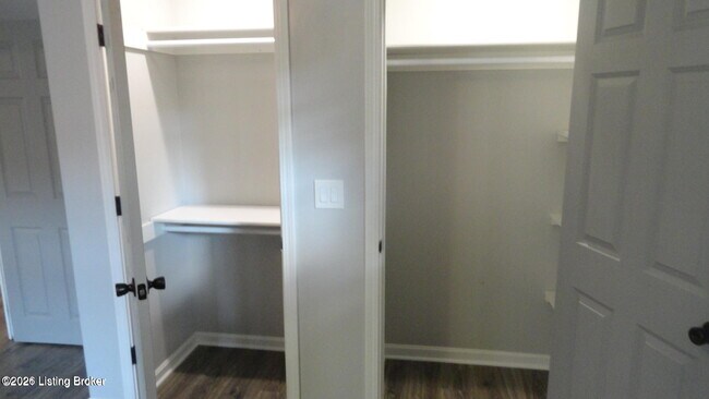 Building Photo - 1406 Mill Race Rd