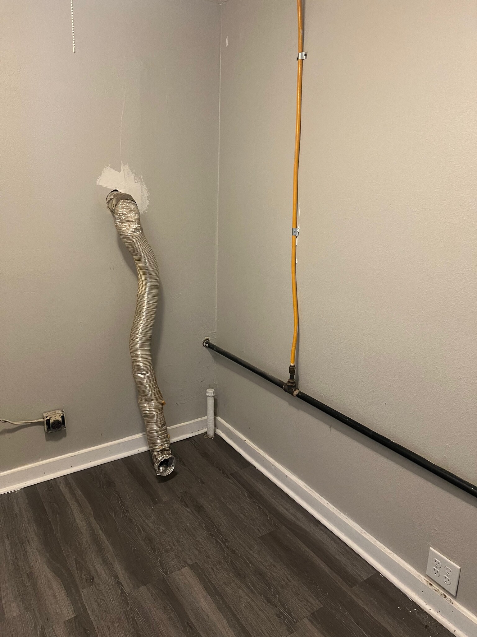 Building Photo - 2178 White Ave