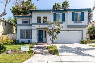 Building Photo - ***CHARMING CHULA VISTA 4/2 HOME, PET FRIE...