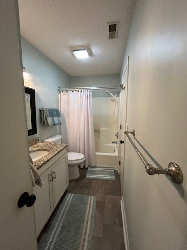 Building Photo - 1200 St Joseph St