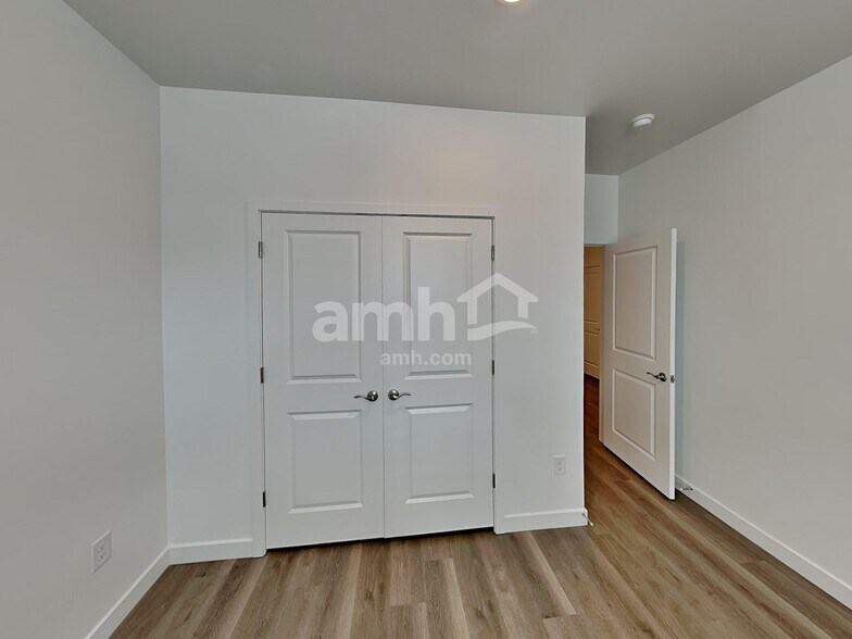 Building Photo - 12246 Thunder Creek Pky