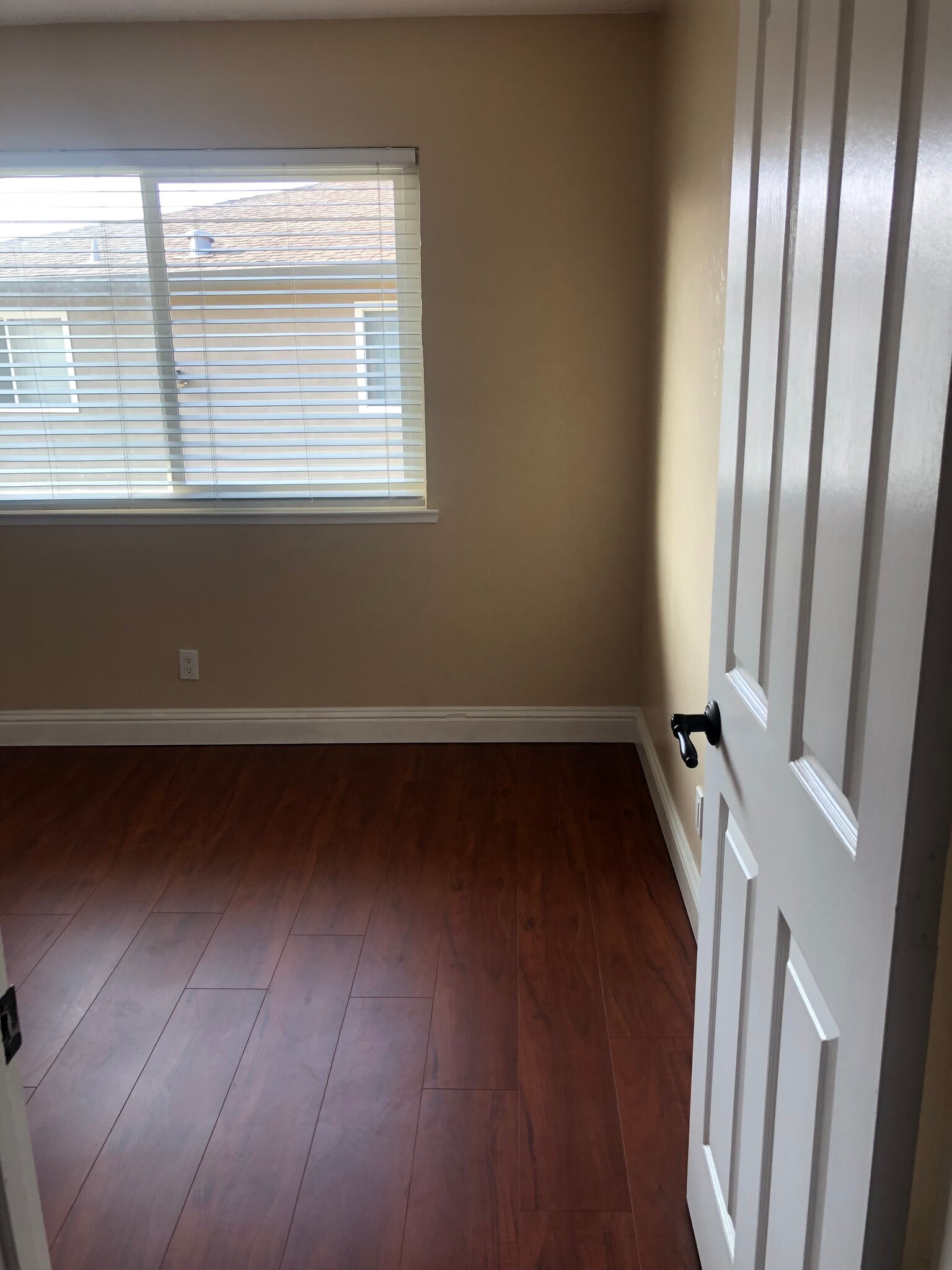 Building Photo - 4141 Apostolo Cir