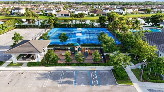 Building Photo - 3263 Dunning Dr