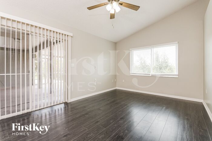 Building Photo - 205 Thornbush Pkwy