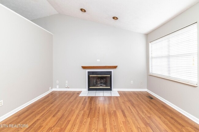 Building Photo - 4756 Brierley Dr