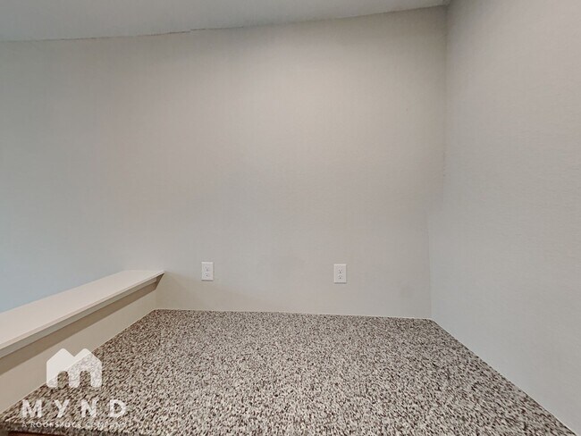 Building Photo - 2334 Pesaro Point