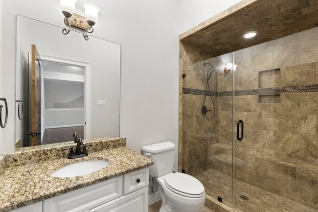 Building Photo - 26214 Kingsgate Ln