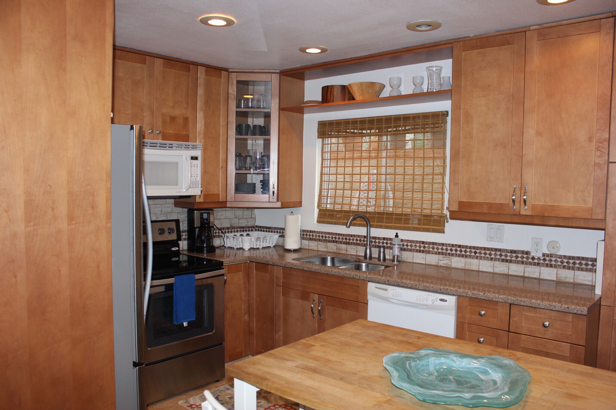 Building Photo - 813 San Luis Rey Pl