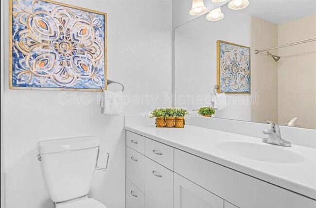 Building Photo - 1757 30th Ave