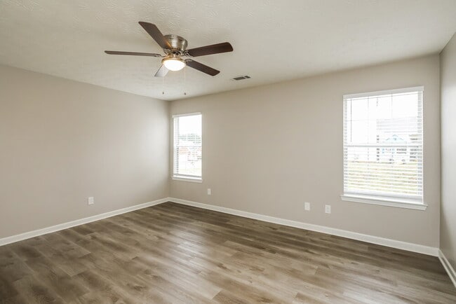 Building Photo - 765 Baskins Cir