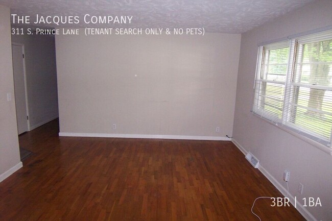 Building Photo - 311 S Prince Ln