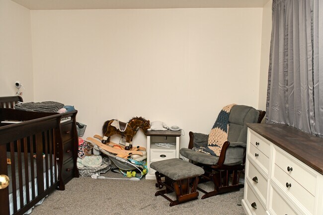 Building Photo - 788 UT-66