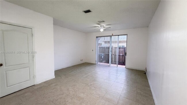 Building Photo - 870 NE 212th Terrace