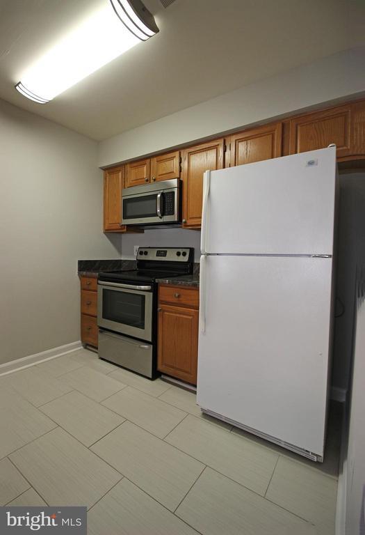 Building Photo - 3803 Salemway Ct