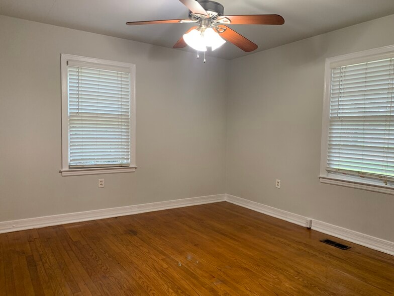 Rear Bedroom - 111 Cannon Dr