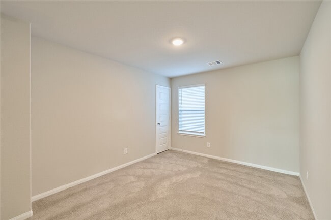 Building Photo - 2460 Shellcracker Dr