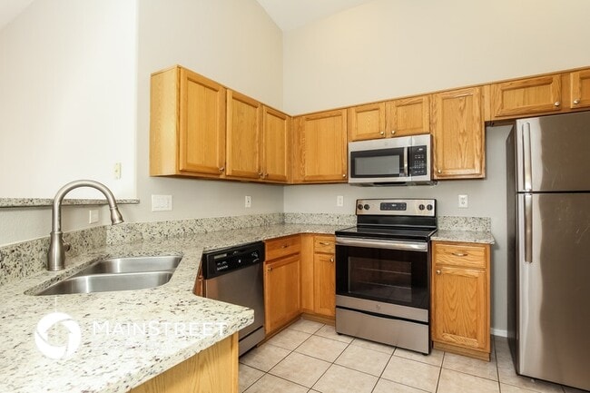 Building Photo - 7351 W Eugie Ave