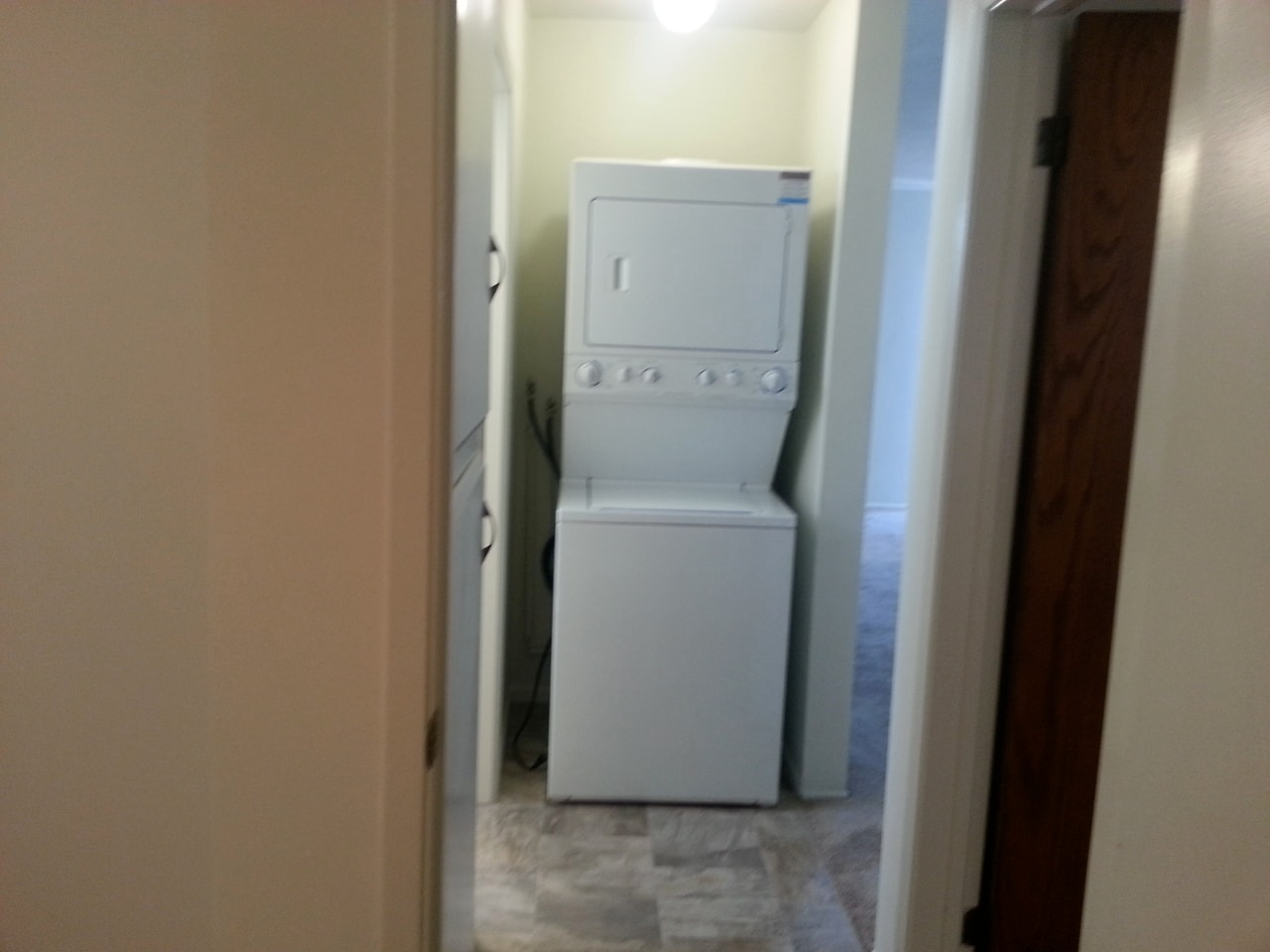 Laundry area with W/D - 1915 Ruhland Ave
