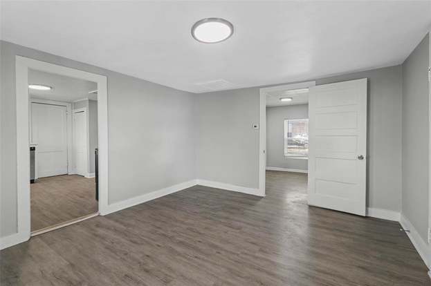 Building Photo - 920 Dubois St