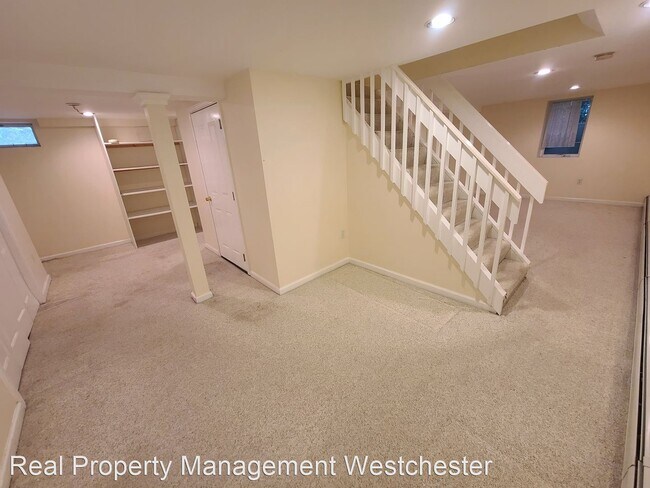 Building Photo - 4 br, 2 bath House - 1 Washington Avenue