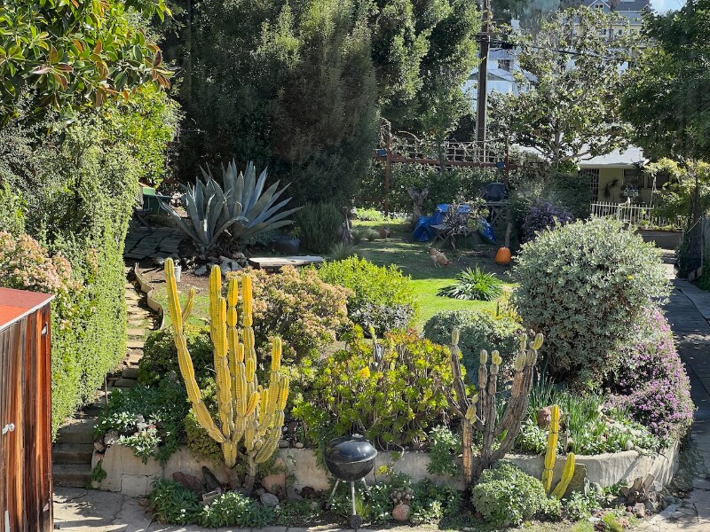 Building Photo - 1086 W Kensington Rd